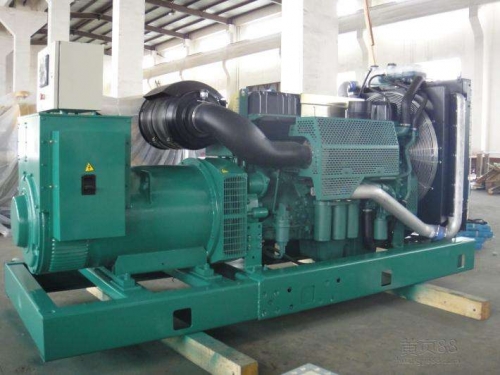 桑日便携静音：租赁无声发电机组，便携式解决能源需求